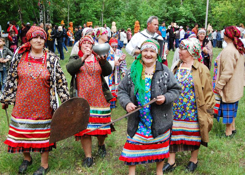 Пой деревня пой. ОТР деревня пенье. Фото на тему поем всем селом. Поют Деревенские май Харт. Пресс релиз поющая деревня.